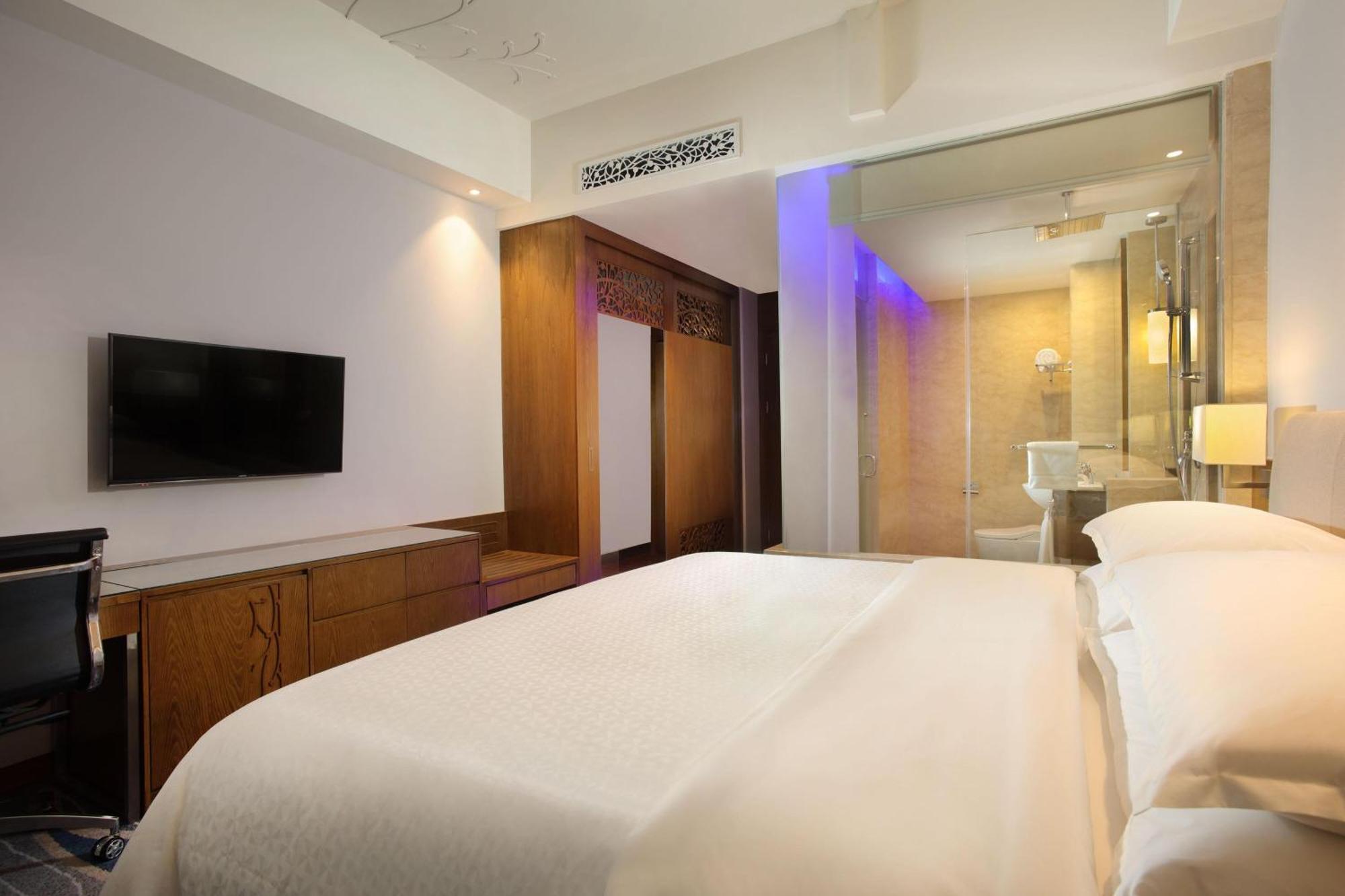 Hotel Four Points By Sheraton 4*
