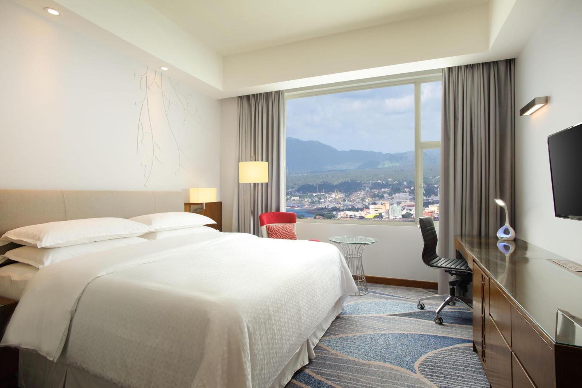 Hotel Four Points By Sheraton 4*